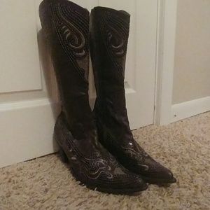 Sequence medium heel boots